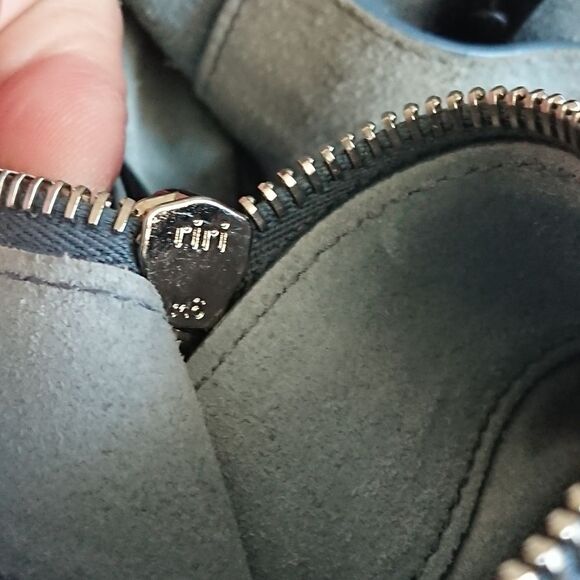 Prada Glace Calf Black Etiquette Fringe Leather tote bag - Picture 11 of 16